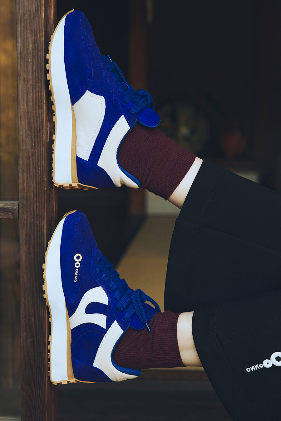 ROUND CUT SUEDE SNEAKERS